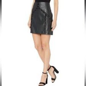 BCBGMAXAZRIA Black Faux Leather Skirt - Size XS